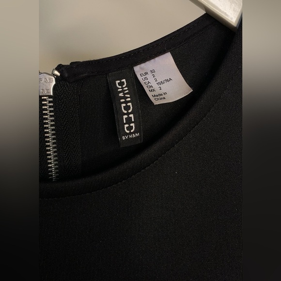 H&M Black Mini Dress size 2 - Picture 4 of 4